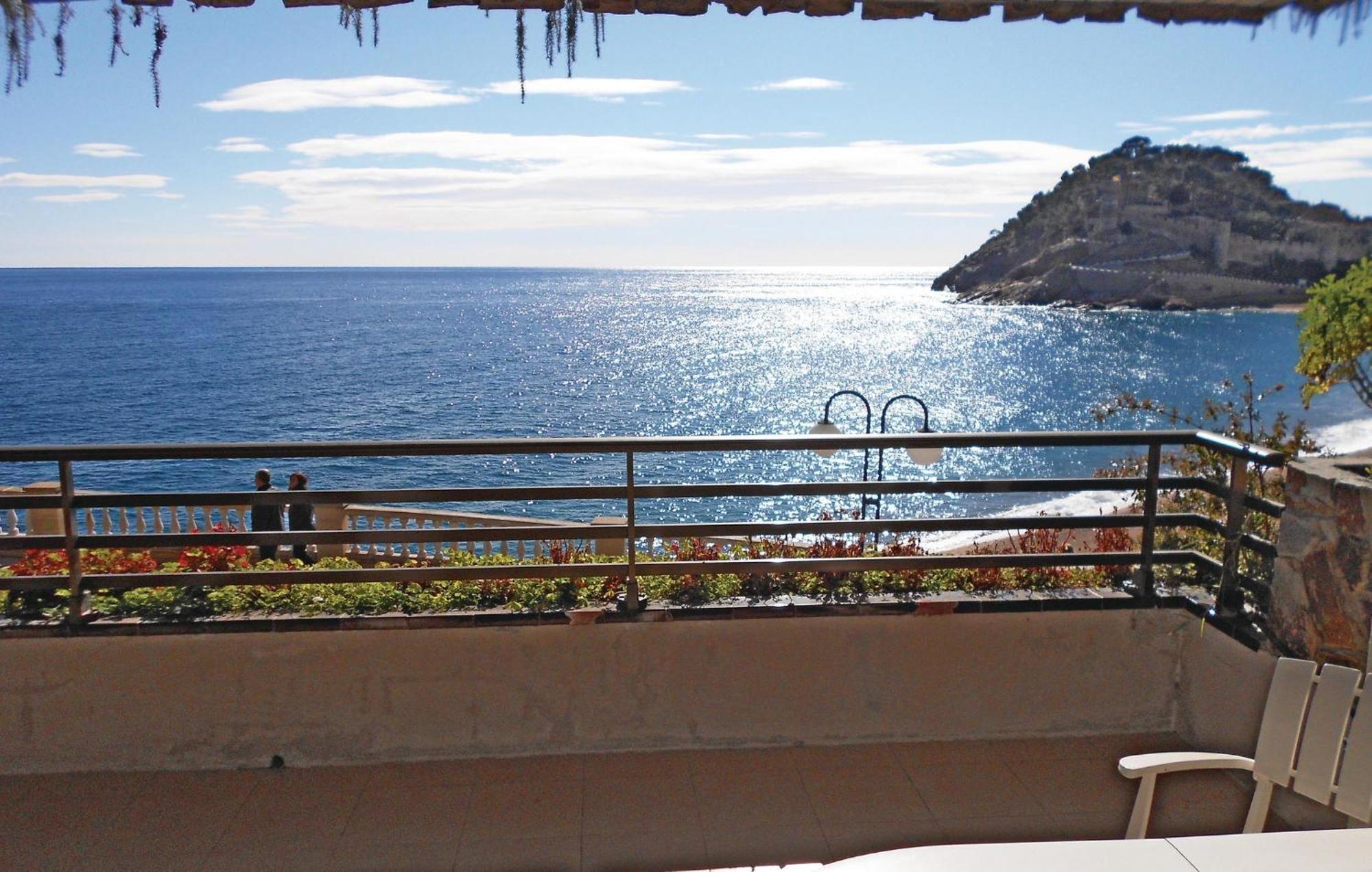 Stunning Apartment In Tossa De Mar With Wifi Exteriör bild