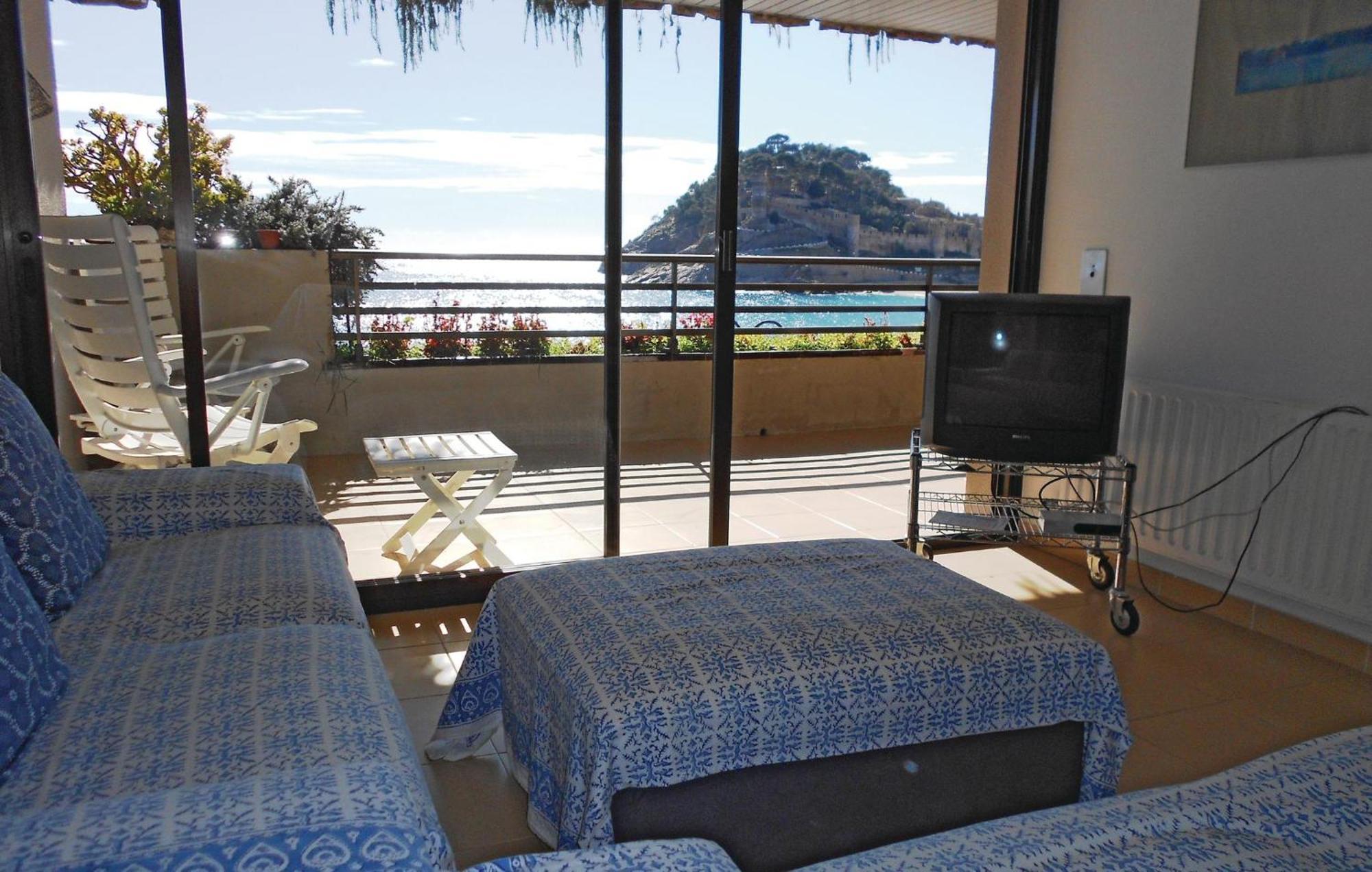 Stunning Apartment In Tossa De Mar With Wifi Exteriör bild