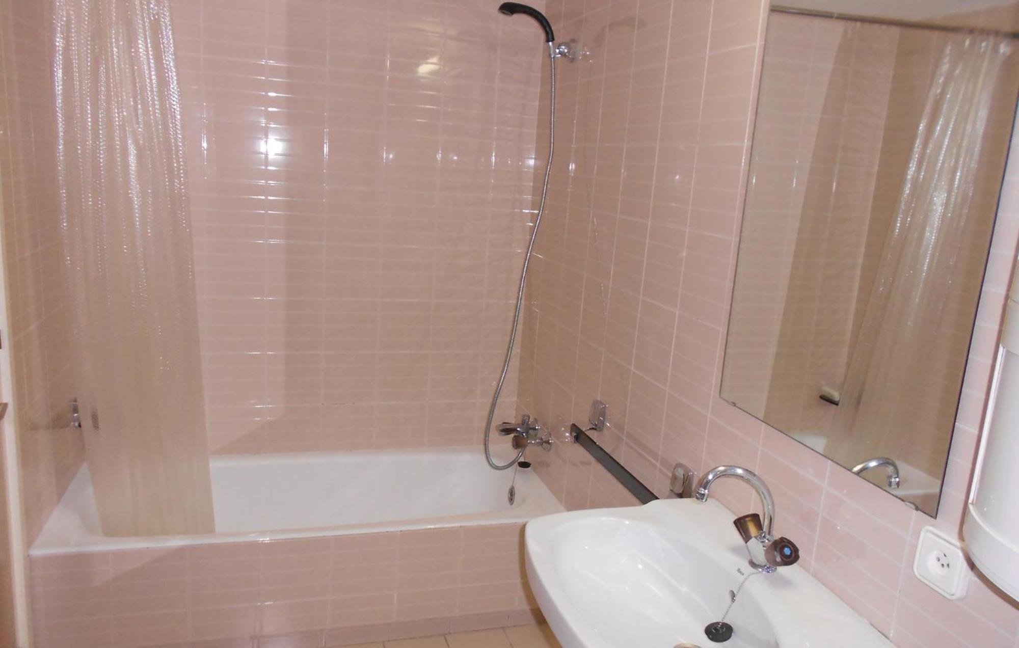 Stunning Apartment In Tossa De Mar With Wifi Exteriör bild